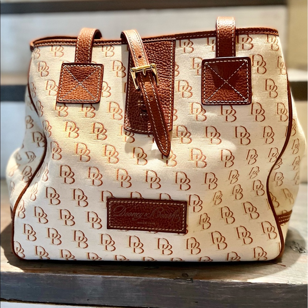 Dooney & Bourke ivory & tan signature tote